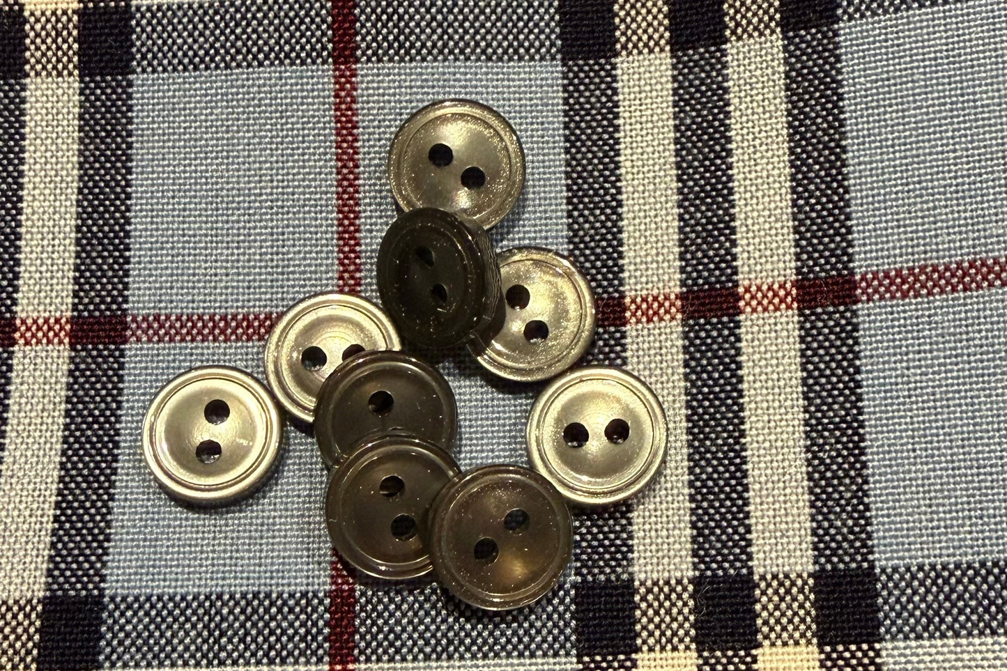 Bouton gris simple (ensemble)