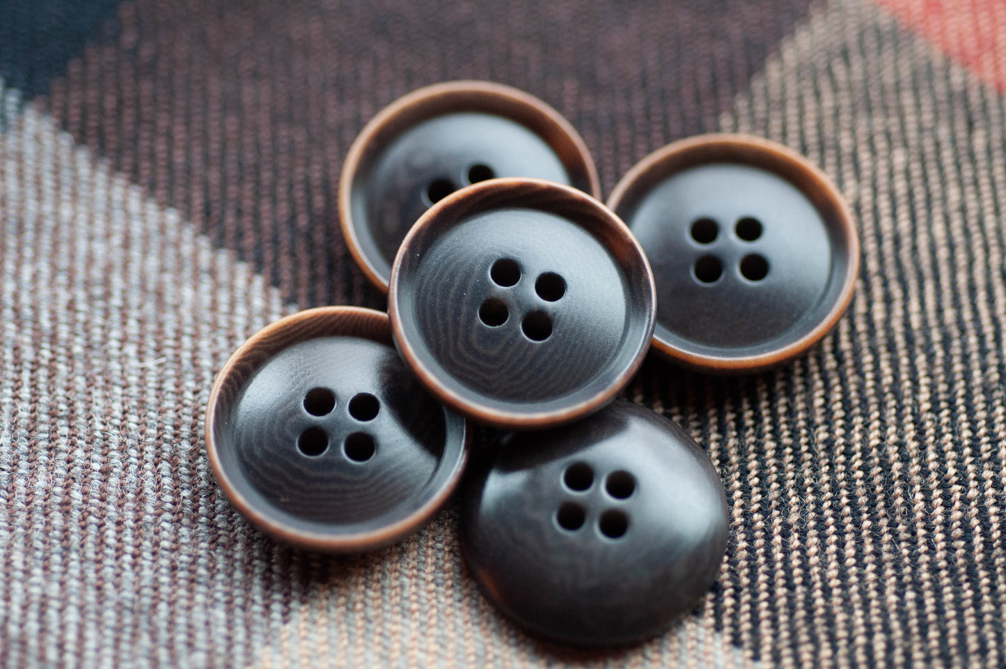 Bouton Corozo (Quatre coloris)