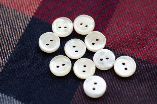 Bouton de chemise crème (Lot)