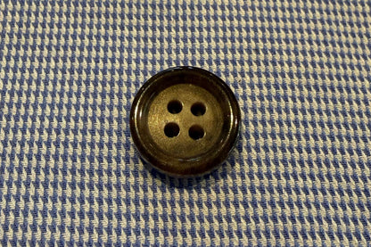 Bouton de costume en corne de buffle