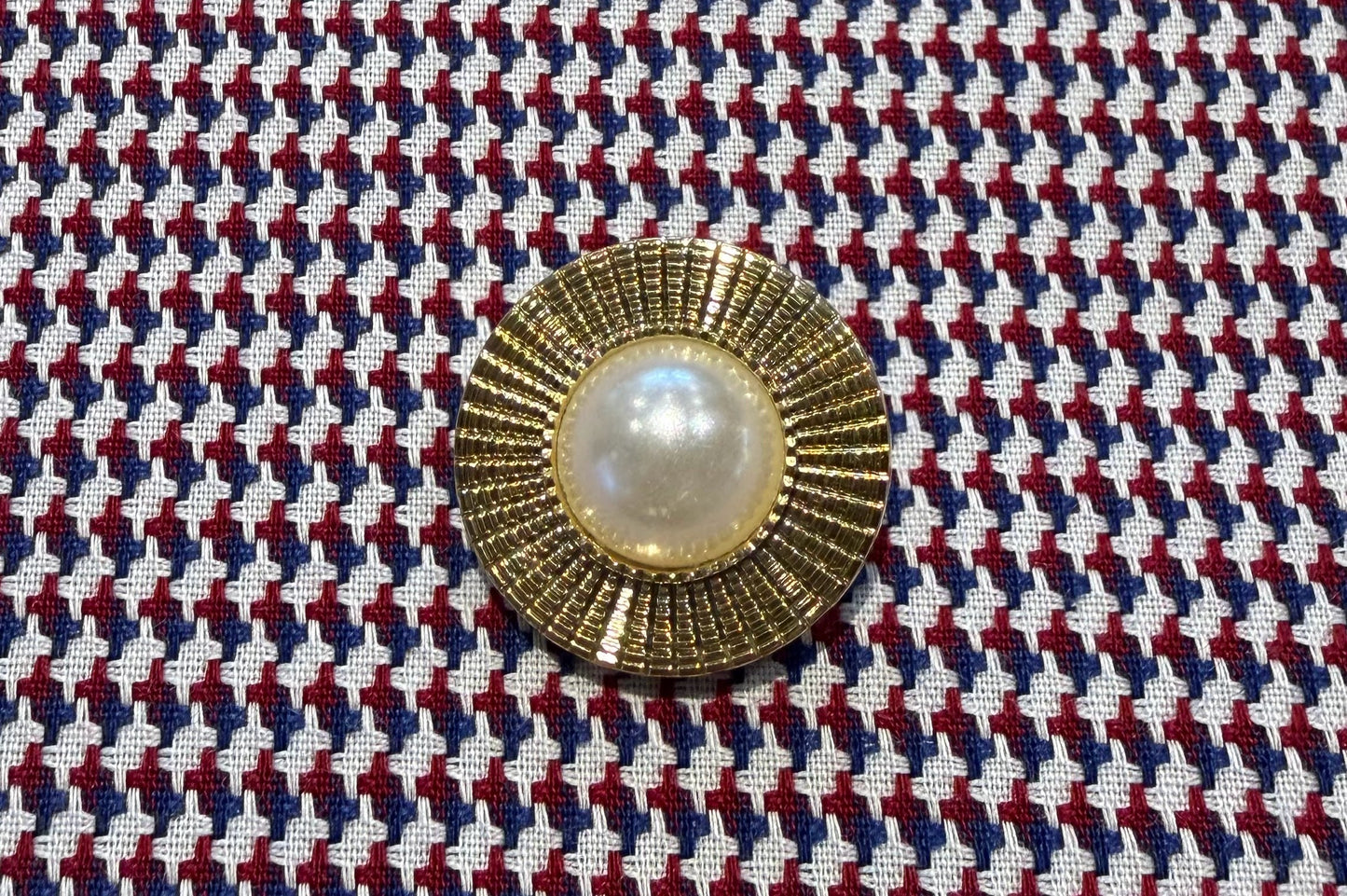 Bouton à queue orné d'or et de perles (lot de 6)
