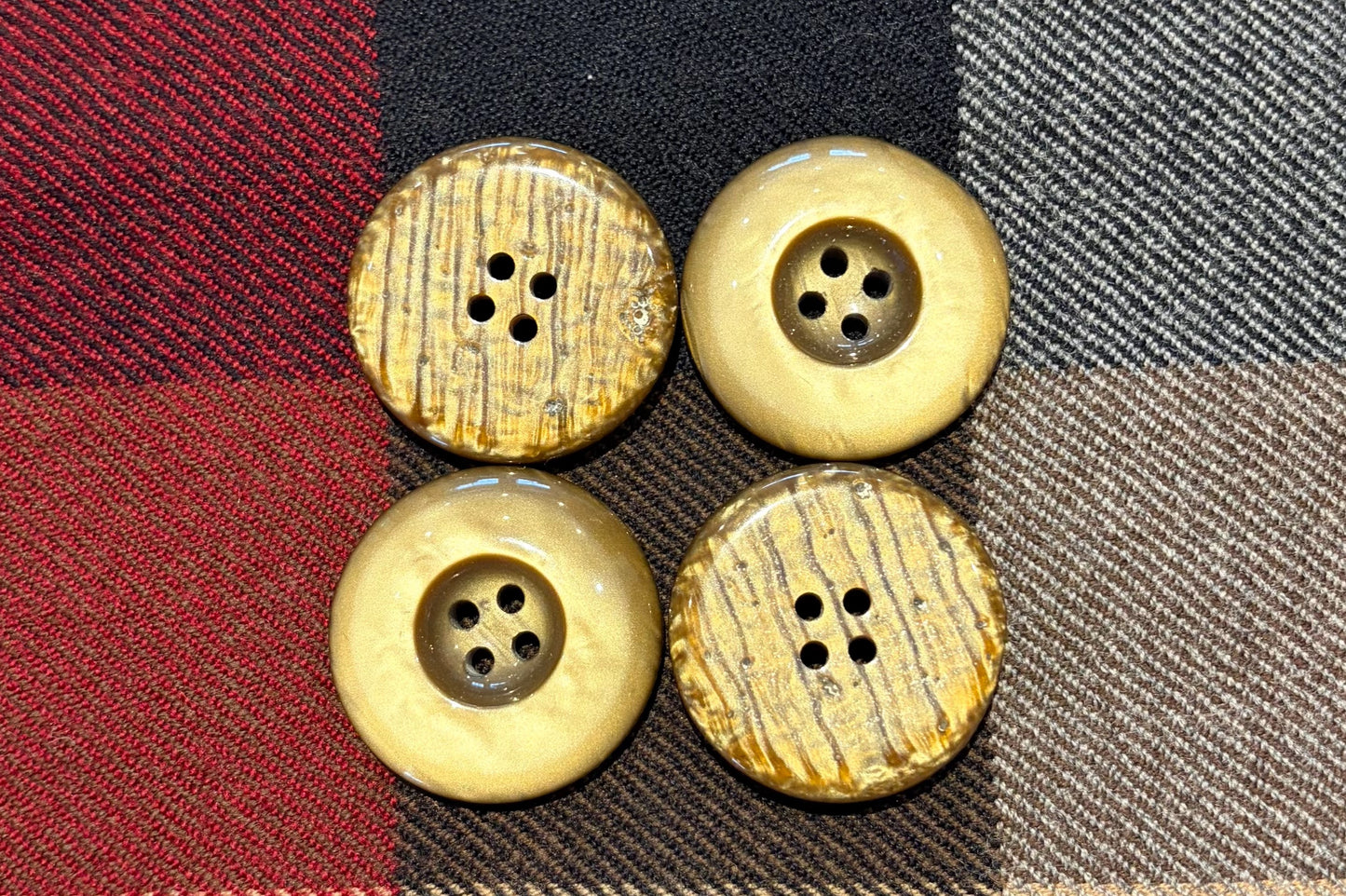 Bouton en résine (lot de 4)