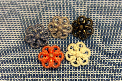 Tige de fleur en plastique (cinq coloris)