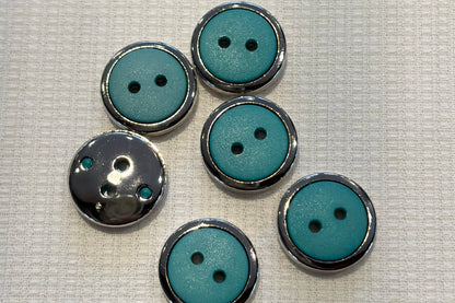 Bouton en résine avec cadre argenté (cinq couleurs)
