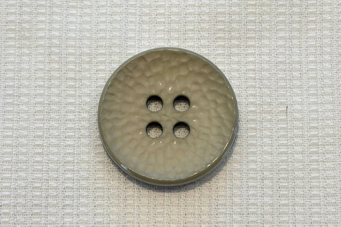 Bouton texturé concave (13 couleurs)