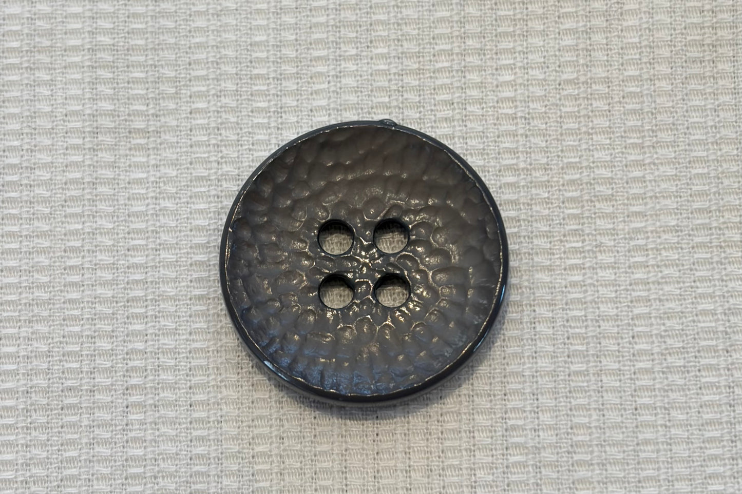 Bouton texturé concave (13 couleurs)