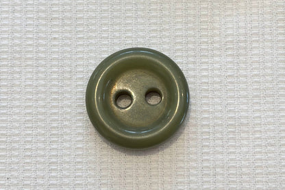 Bouton en résine (deux tailles, plusieurs couleurs)