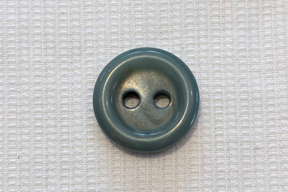Bouton en résine (deux tailles, plusieurs couleurs)