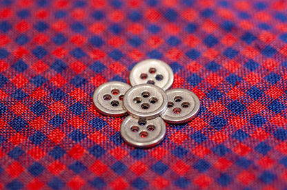 Bouton en métal